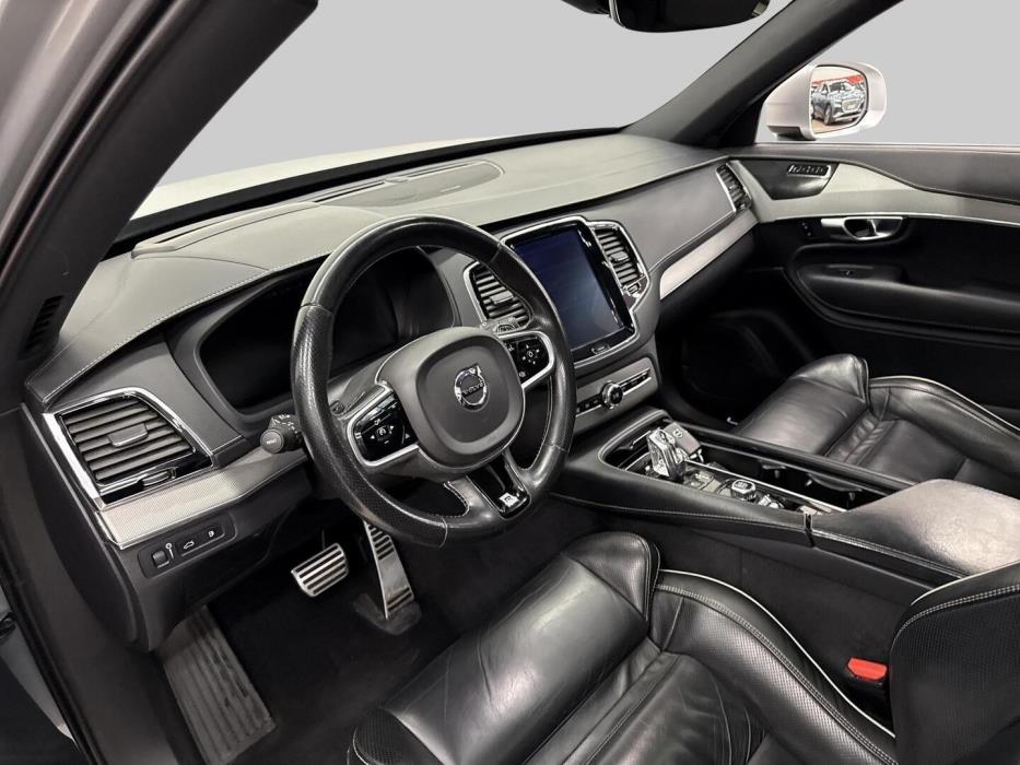 VOLVO XC90 2019