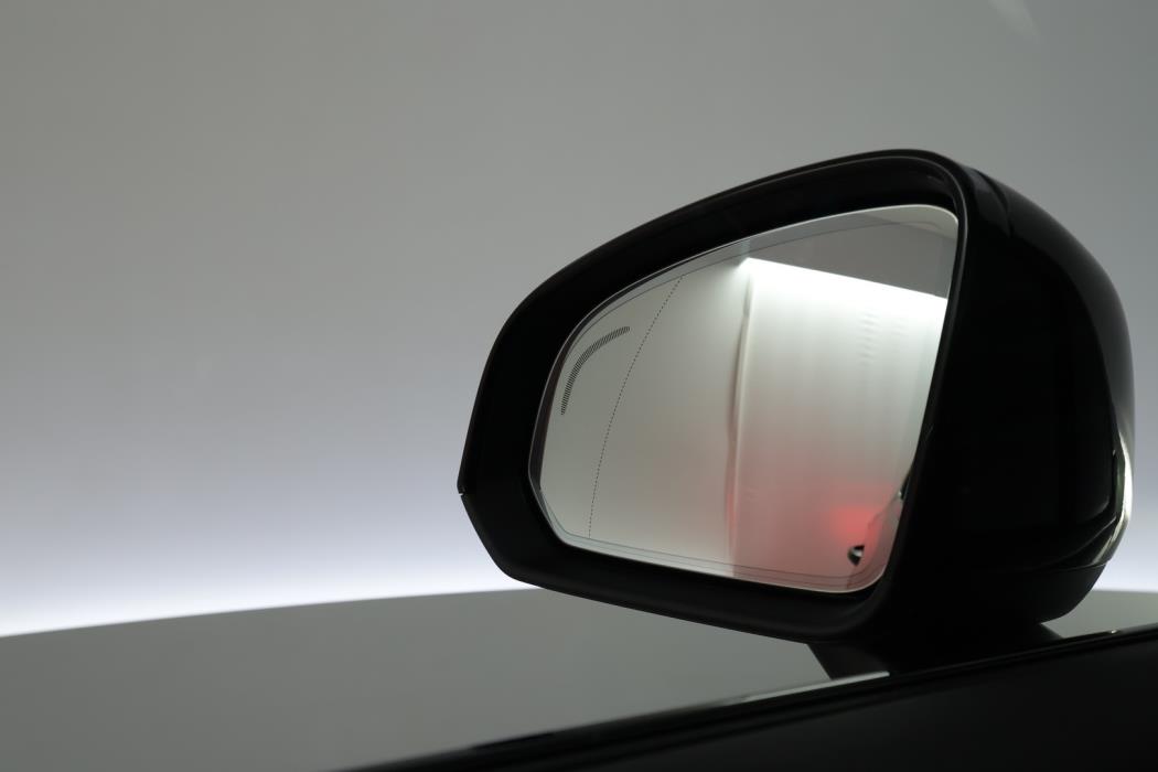 VOLVO C40 2024