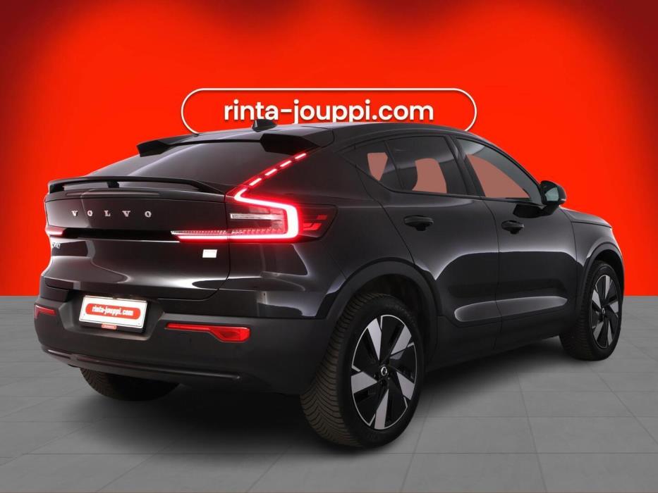 VOLVO C40 2024