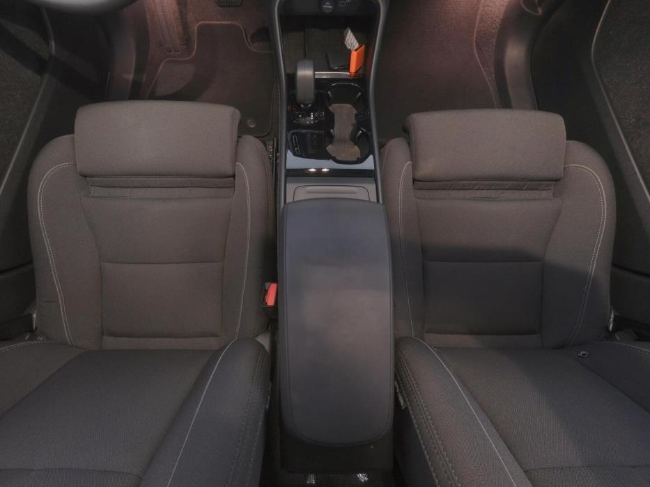 VOLVO C40 2024