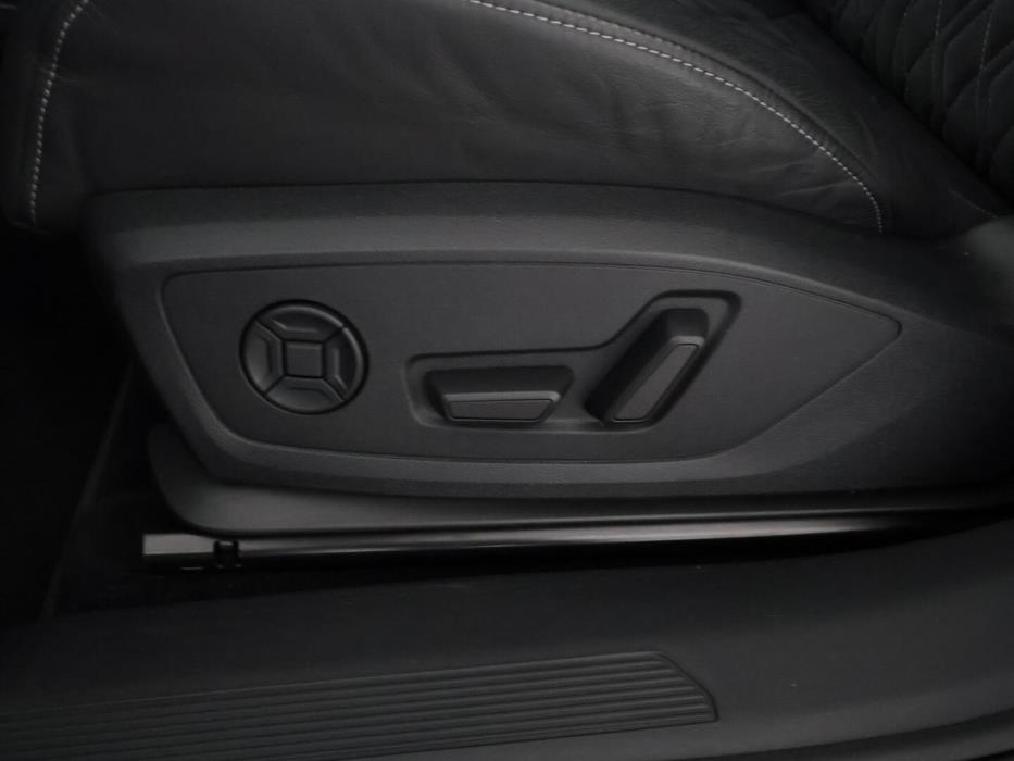AUDI Q4 E-TRON 2022
