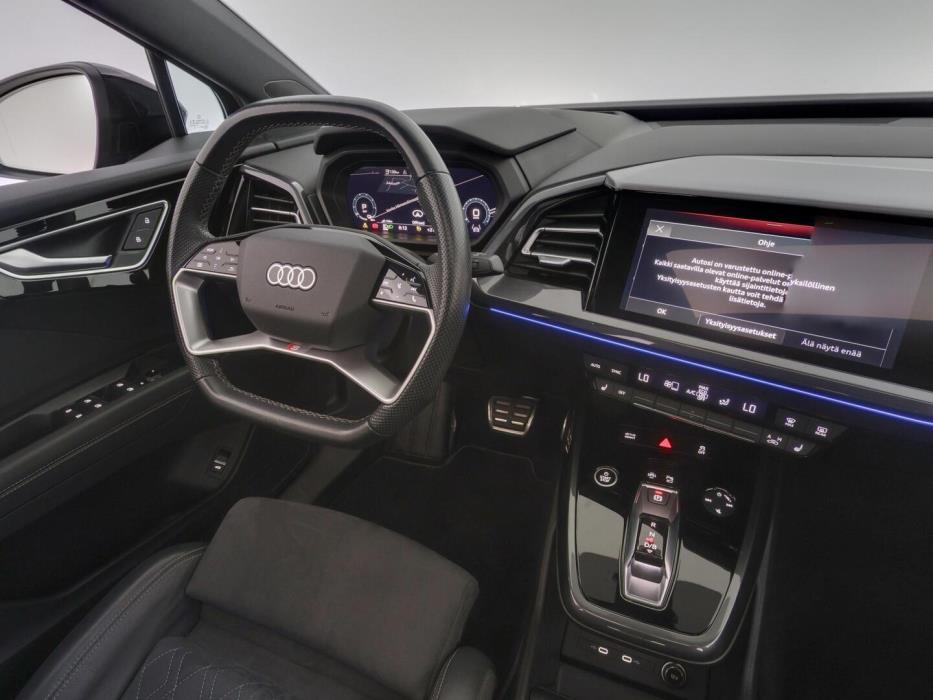 AUDI Q4 E-TRON 2022