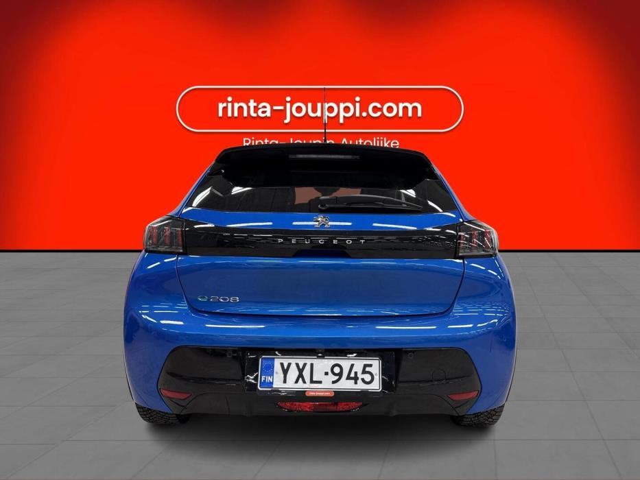 PEUGEOT e-208 2021