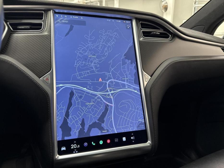TESLA Model X 2016