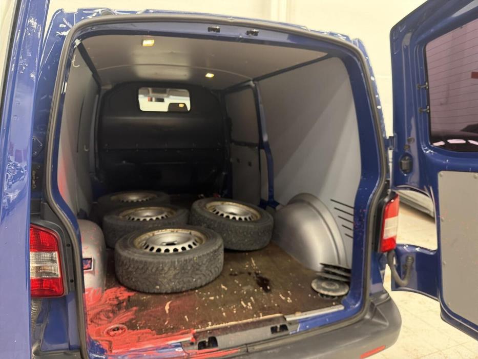 VOLKSWAGEN Transporter 2012