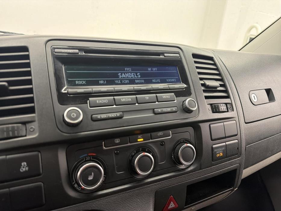 VOLKSWAGEN Transporter 2012