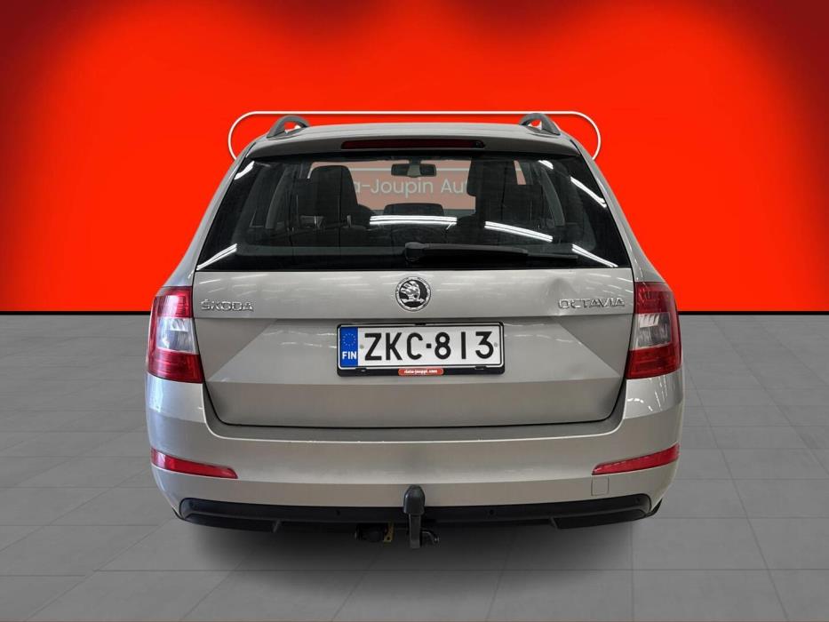 SKODA Octavia 2014
