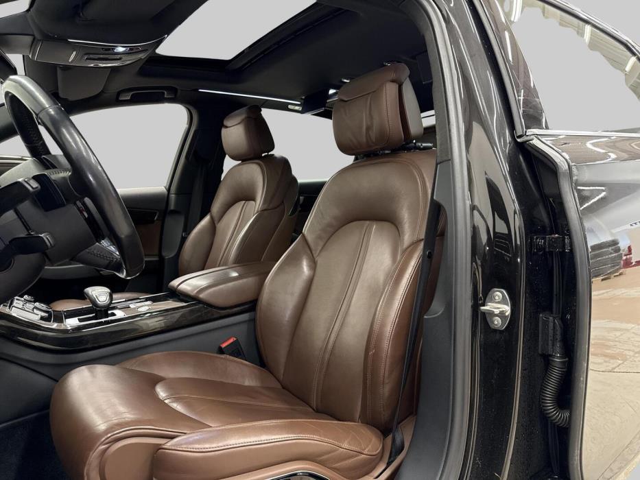 AUDI A8 2014