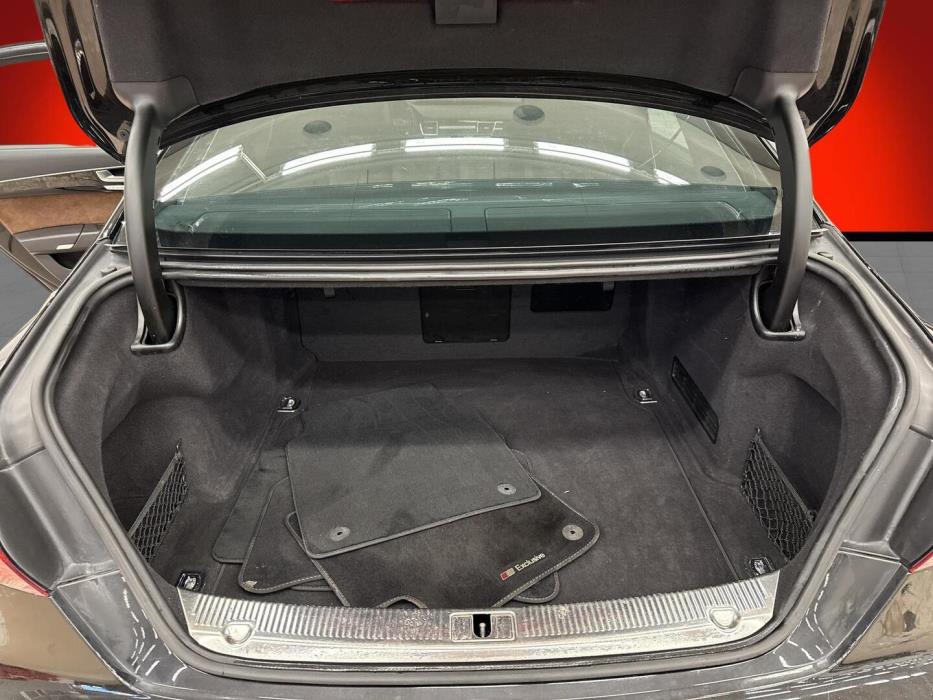 AUDI A8 2014