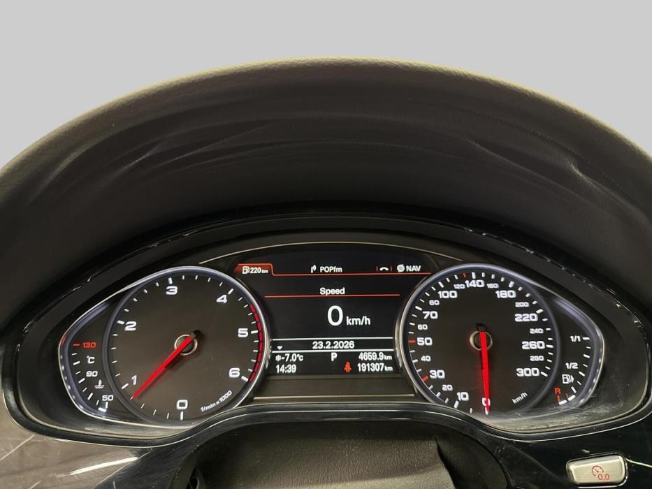 AUDI A8 2014