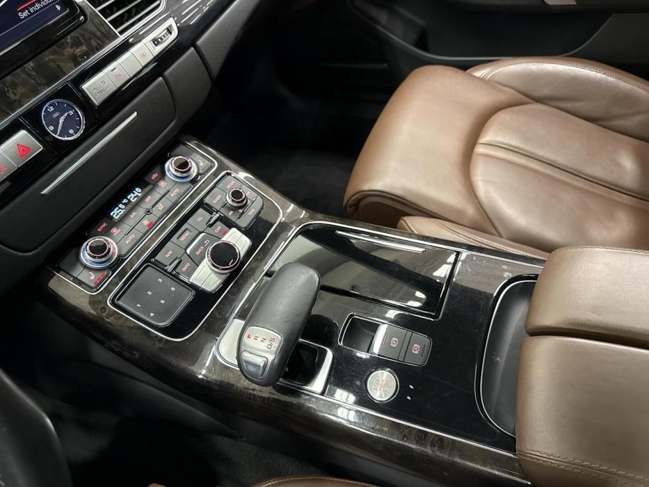 AUDI A8 2014