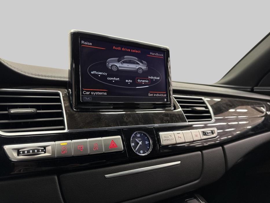 AUDI A8 2014