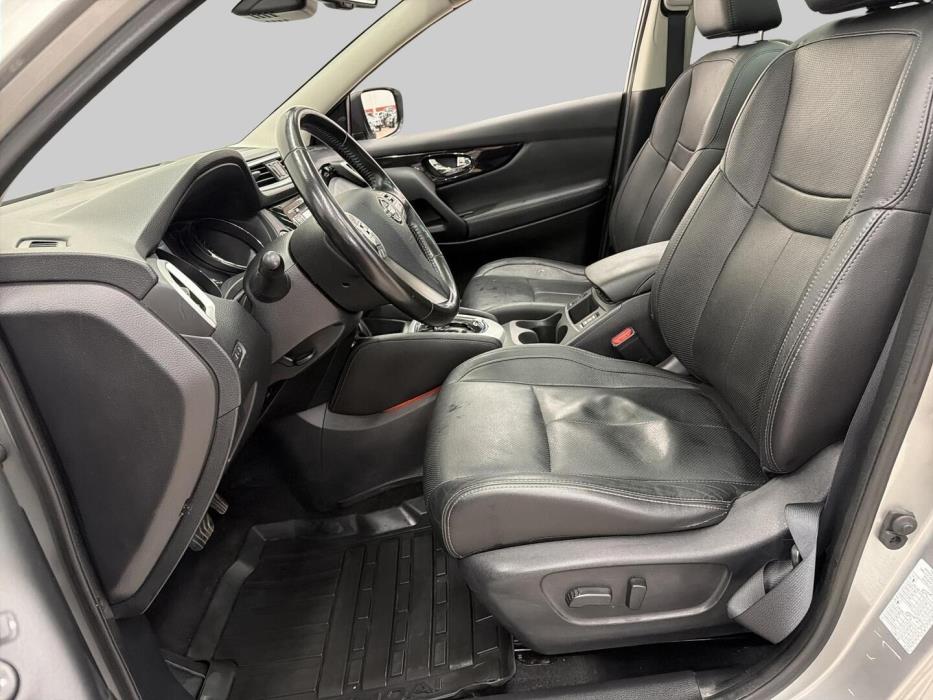 NISSAN Qashqai 2016