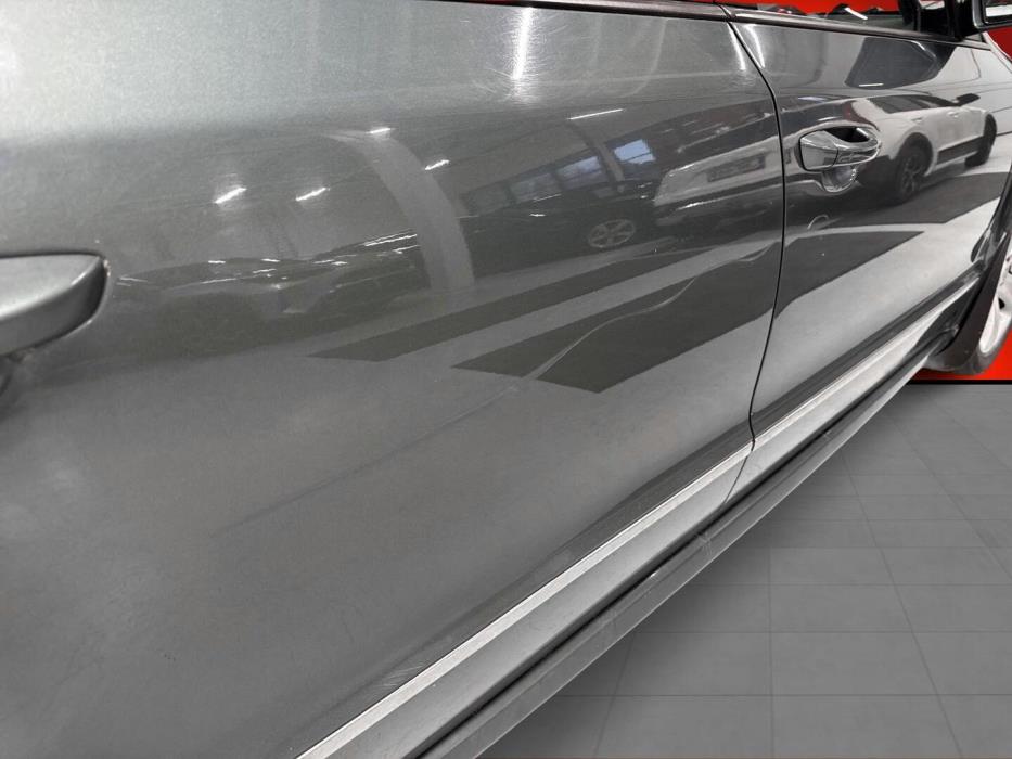SKODA Superb 2012