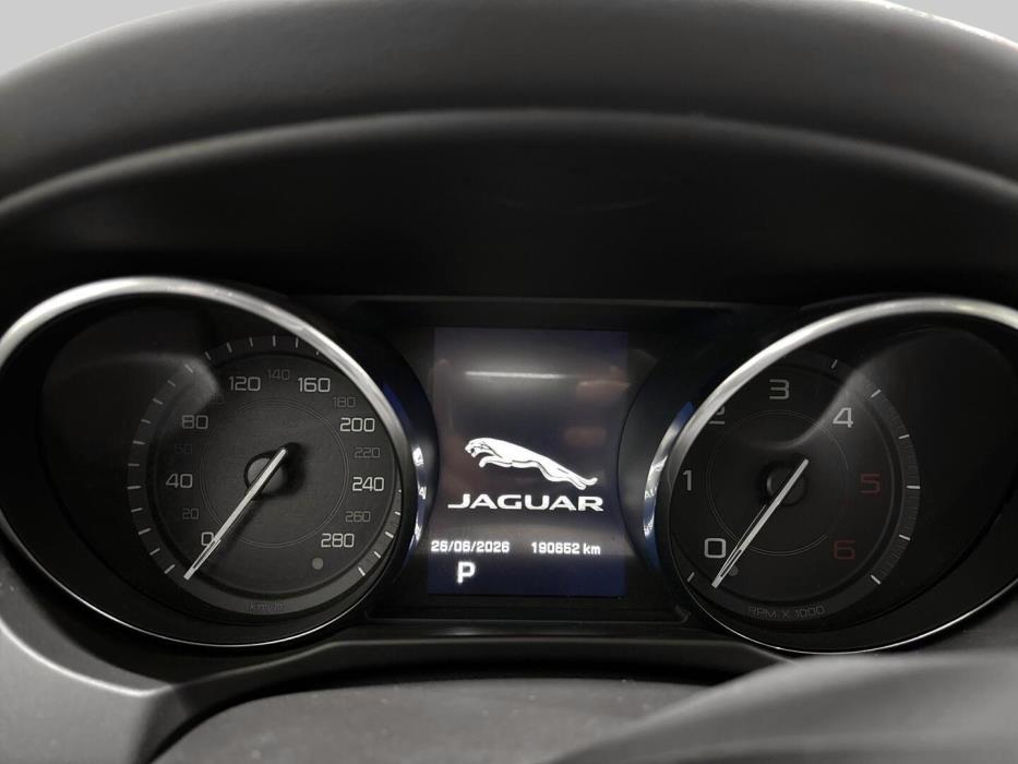 JAGUAR XE 2016