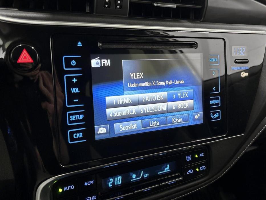 TOYOTA Auris 2017