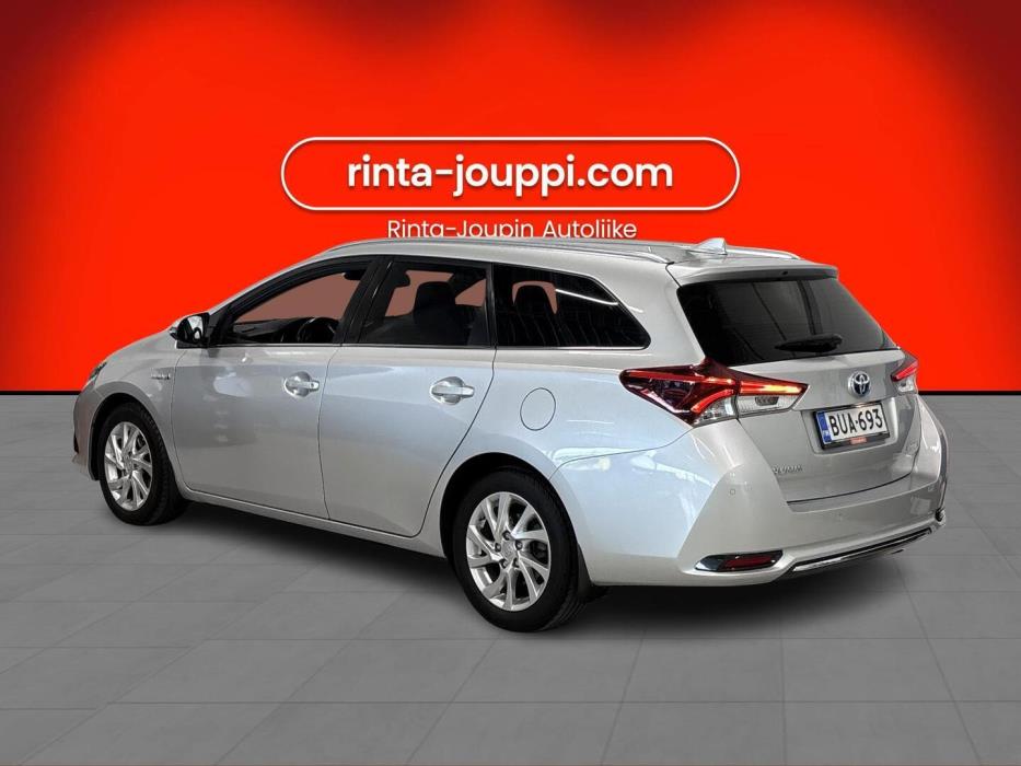TOYOTA Auris 2017