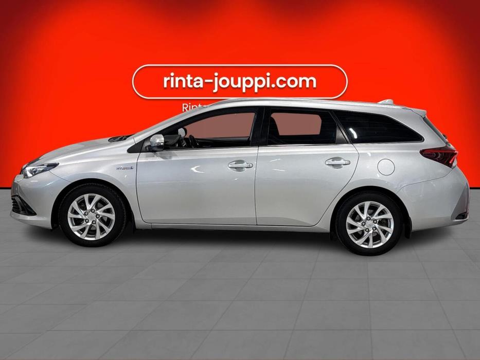 TOYOTA Auris 2017
