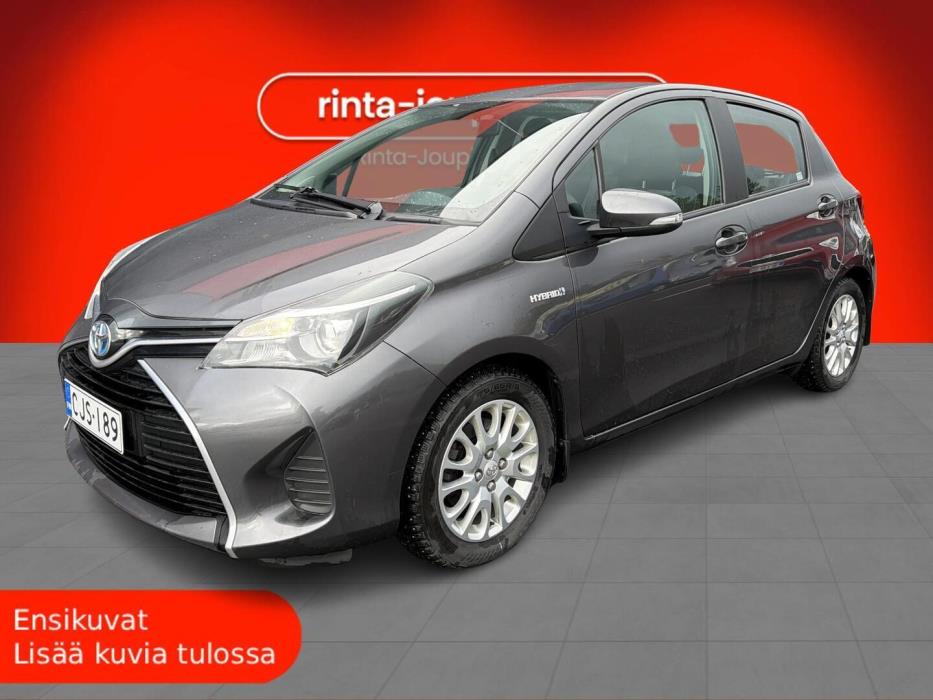 TOYOTA Yaris 2015