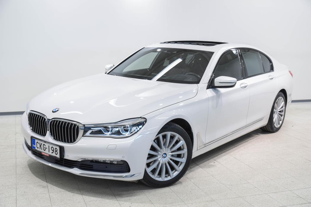 BMW 730 2016