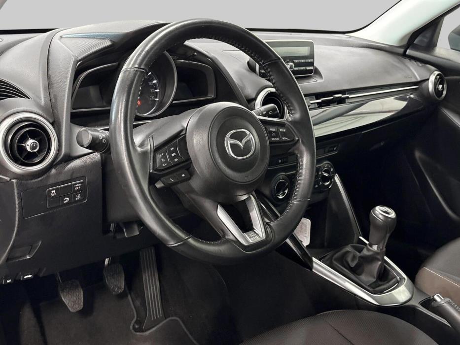 MAZDA Mazda2 2020