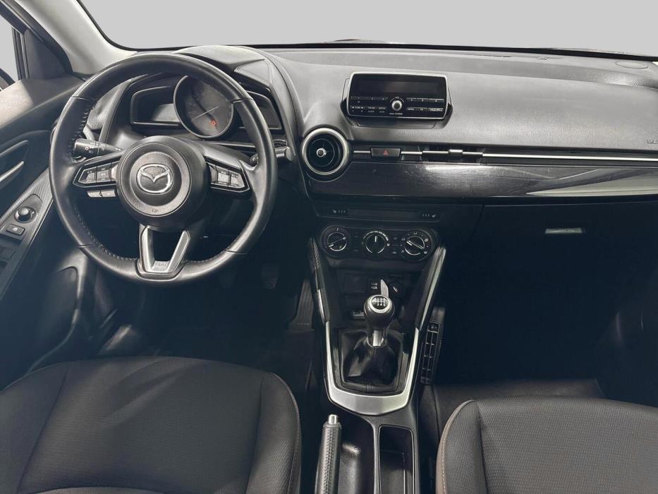 MAZDA Mazda2 2020
