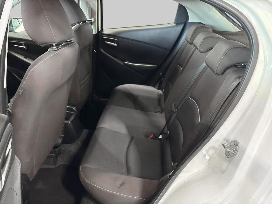 MAZDA Mazda2 2020