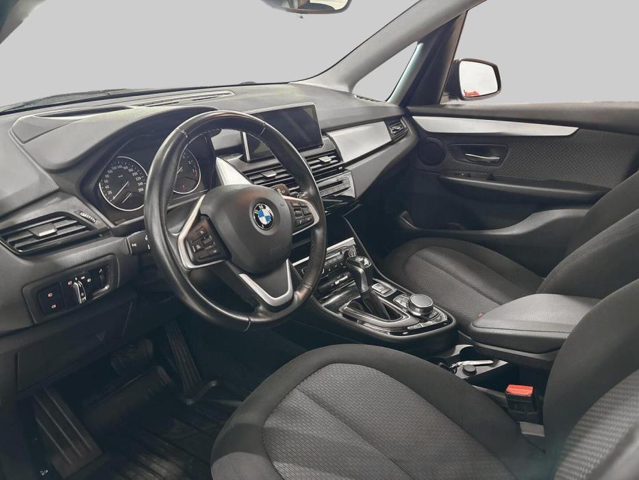 BMW 225 2018