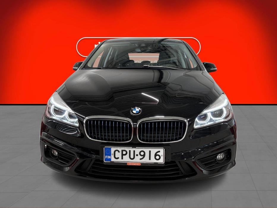 BMW 225 2018