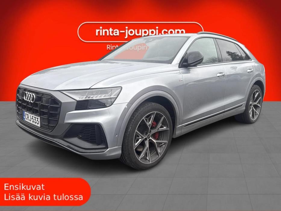 AUDI Q8 2023