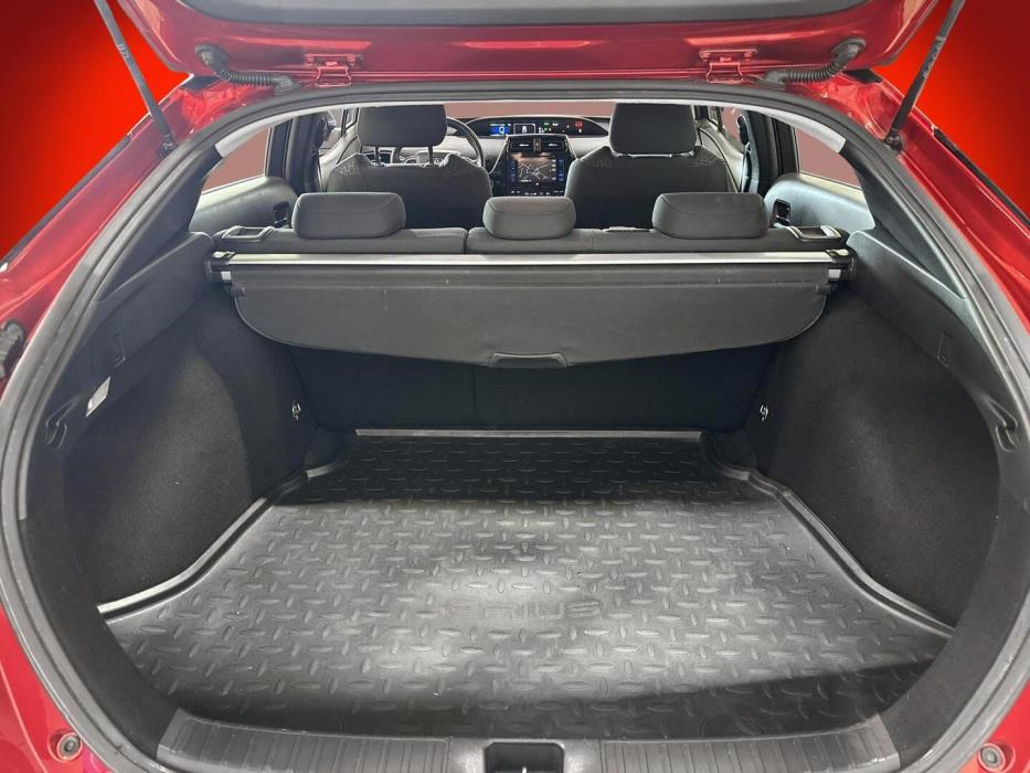 TOYOTA Prius 2017