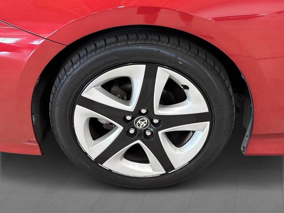 TOYOTA Prius 2017