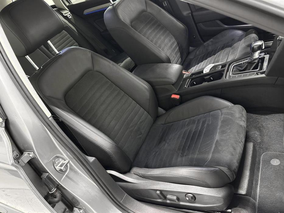 VOLKSWAGEN Passat 2017