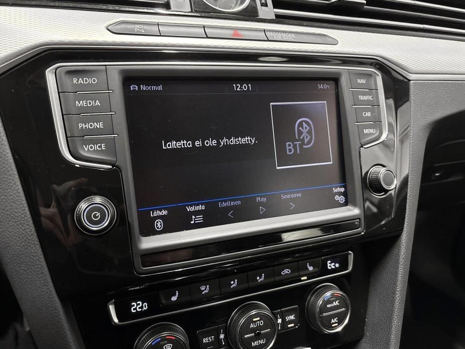VOLKSWAGEN Passat 2017