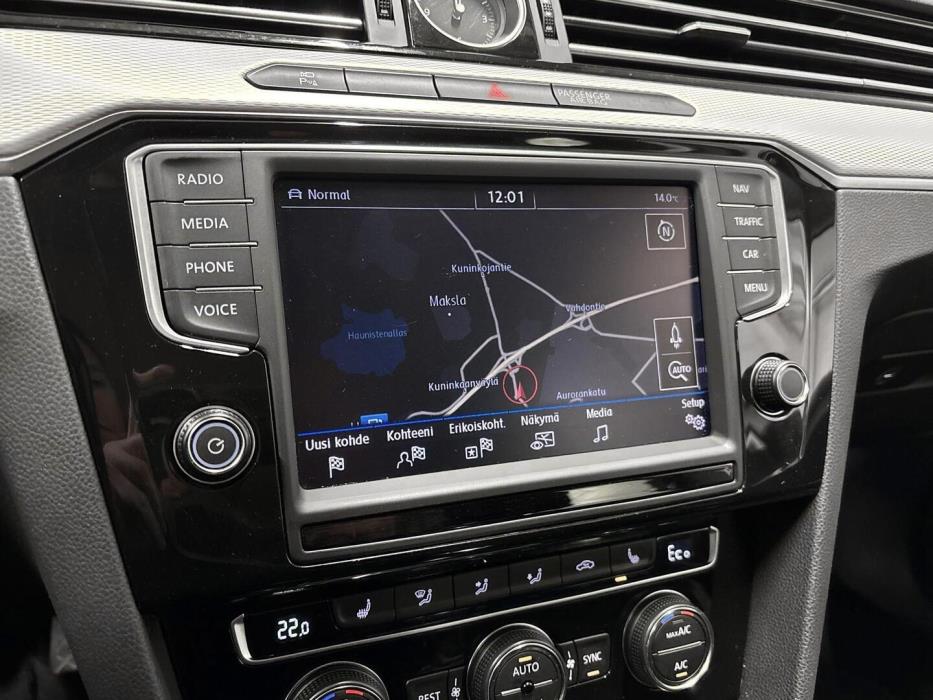 VOLKSWAGEN Passat 2017