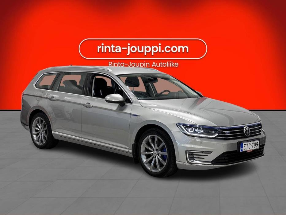 VOLKSWAGEN Passat 2017