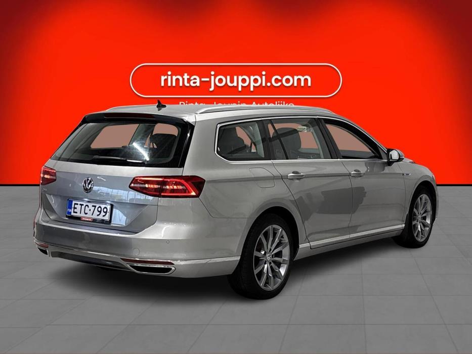 VOLKSWAGEN Passat 2017