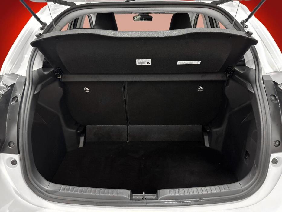 TOYOTA Yaris 2023