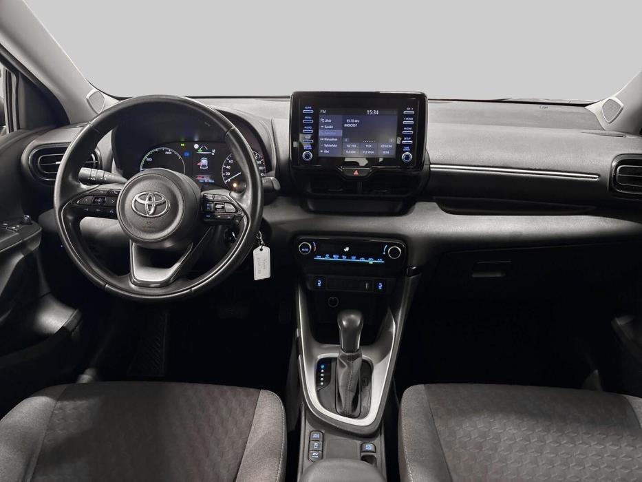 TOYOTA Yaris 2023