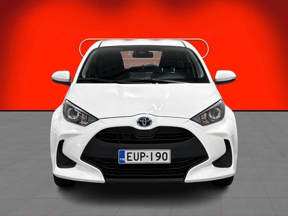 TOYOTA Yaris 2023
