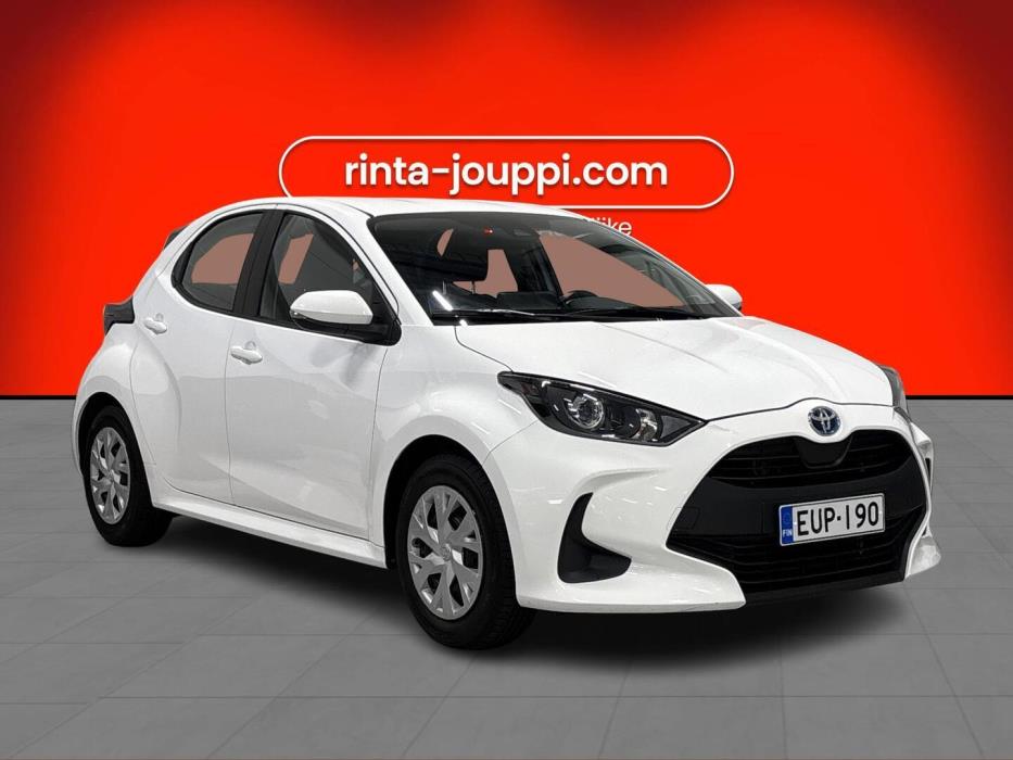 TOYOTA Yaris 2023