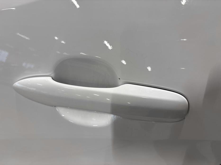 TOYOTA Yaris 2023