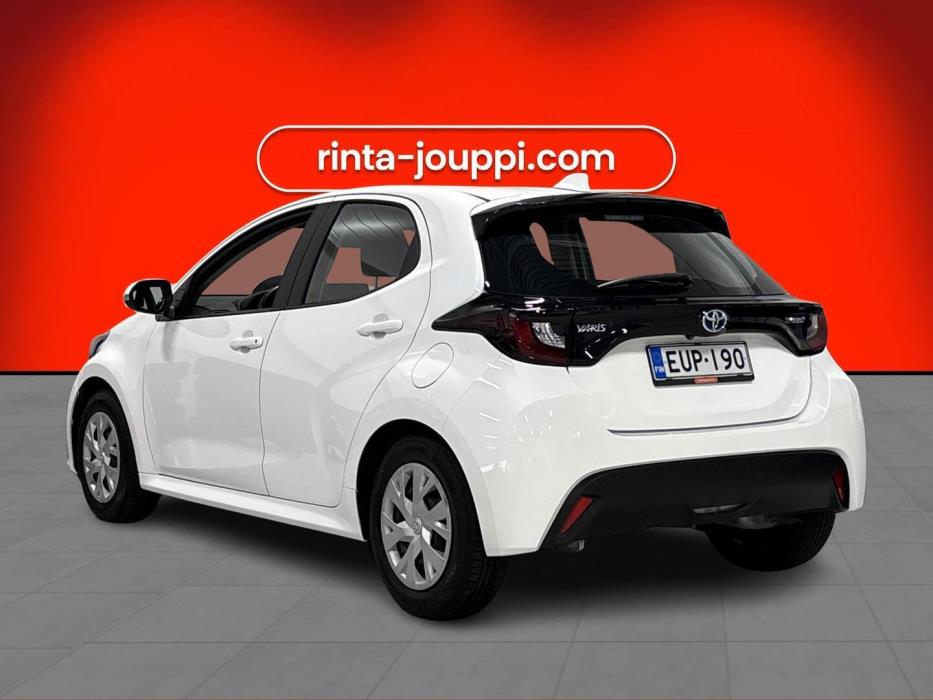 TOYOTA Yaris 2023