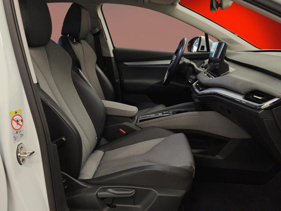 SKODA Enyaq 2023