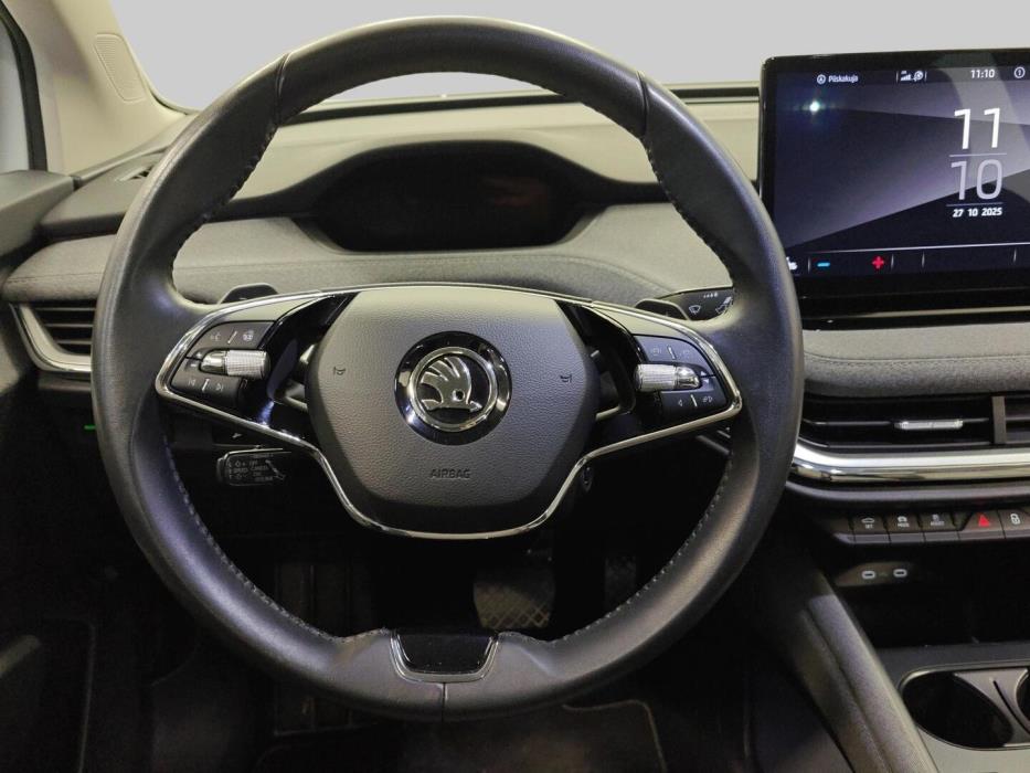 SKODA Enyaq 2023