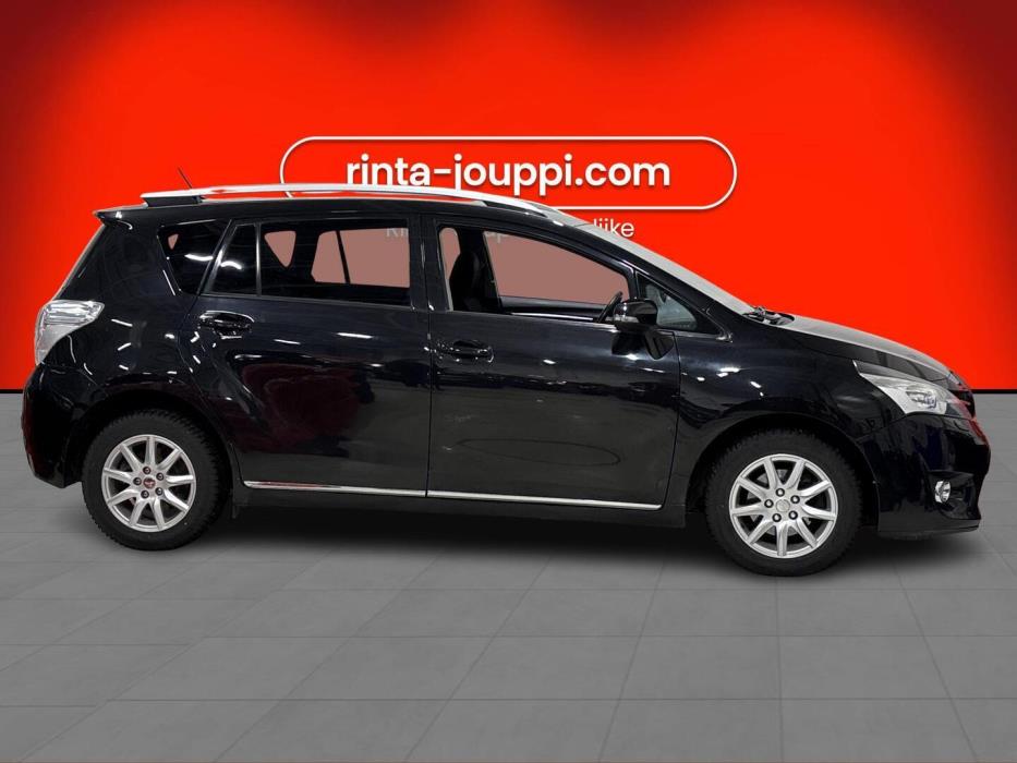 TOYOTA Verso 2014