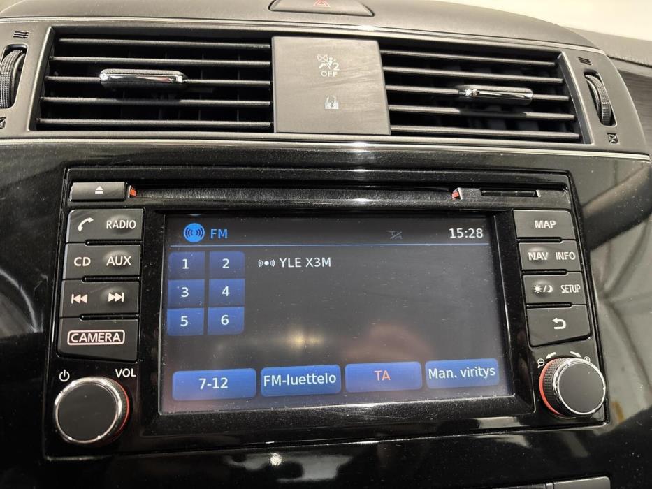 NISSAN Pulsar 2016