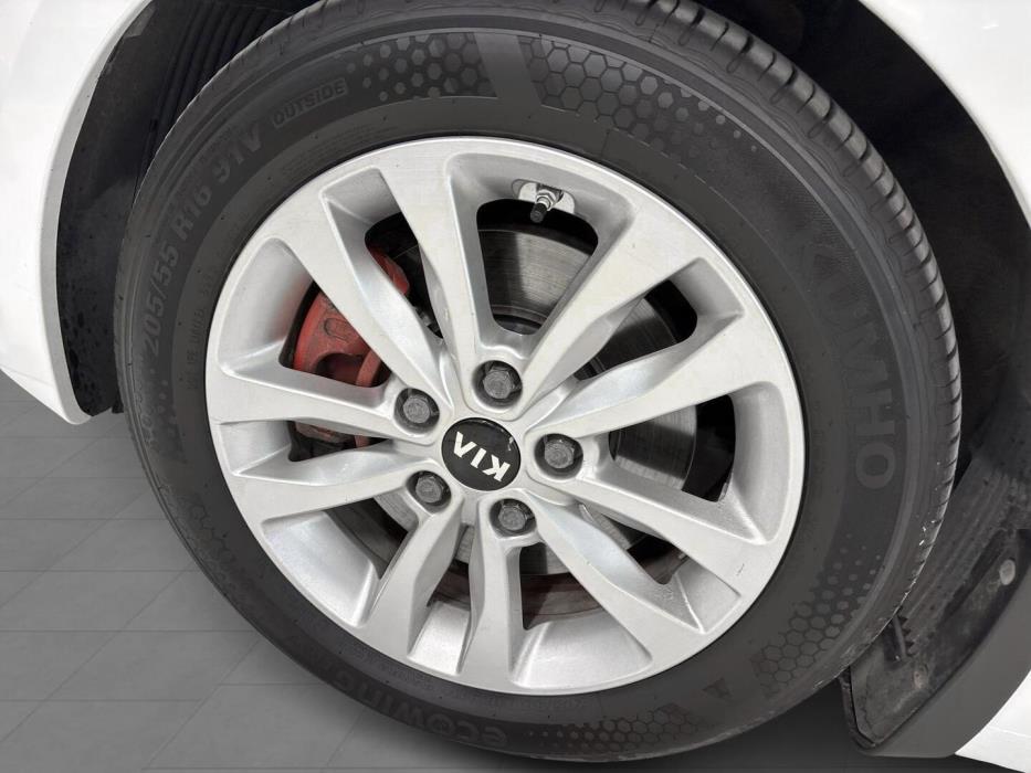 KIA cee'd 2016