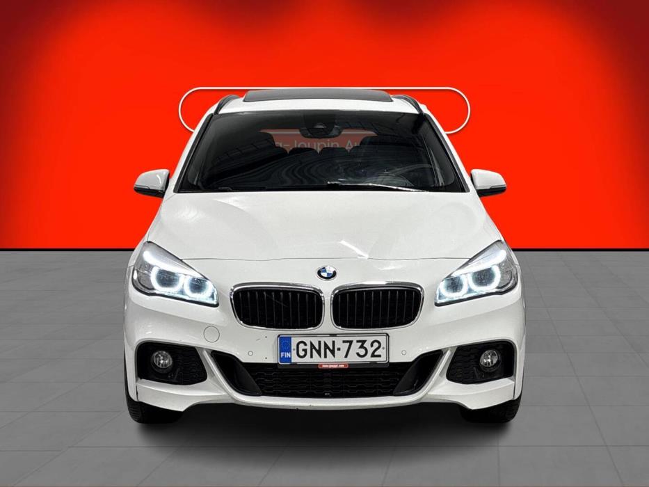 BMW 220 2017