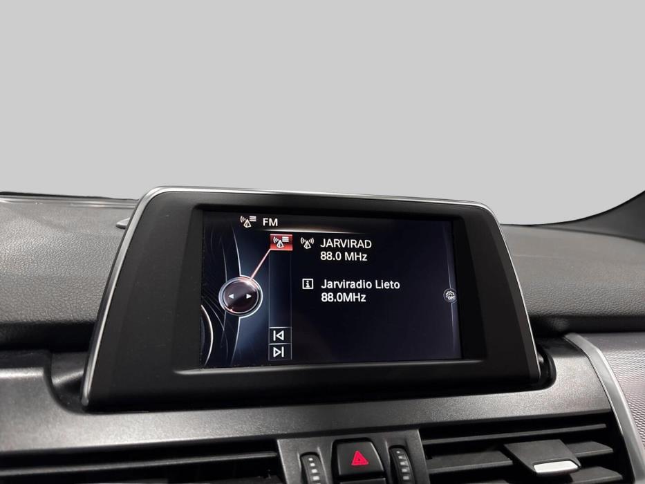 BMW 220 2017